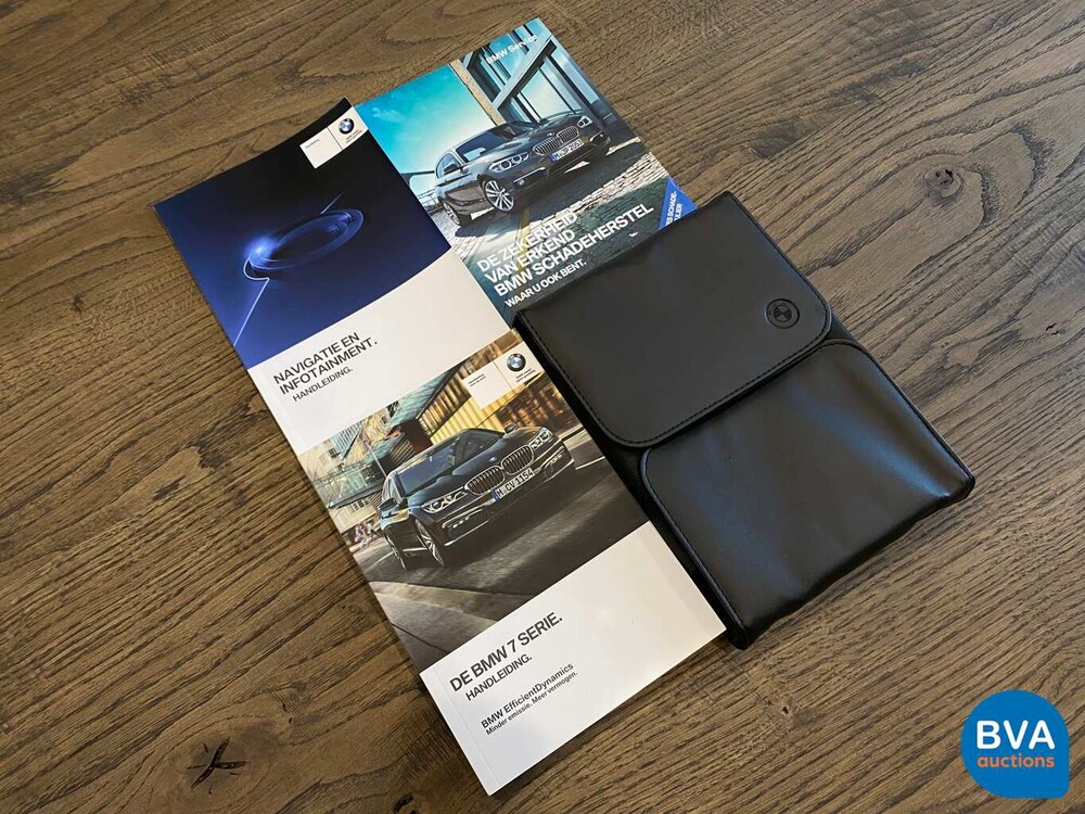 BMW 750i M-Sport V8 449 PS 2016 Neues Modell 7er, SF-076-R.