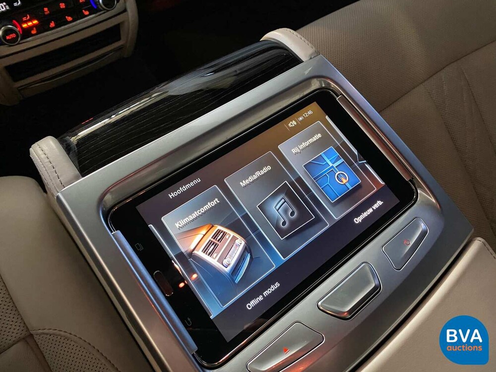 BMW 750i M-Sport V8 449 PS 2016 Neues Modell 7er, SF-076-R.