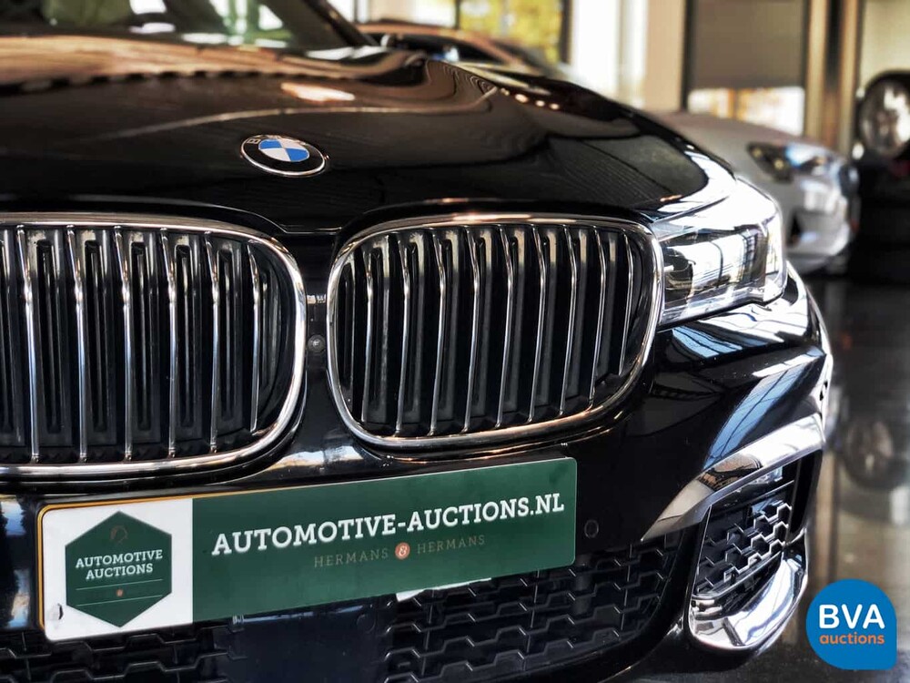 BMW 750i M-Sport V8 449 PS 2016 Neues Modell 7er, SF-076-R.