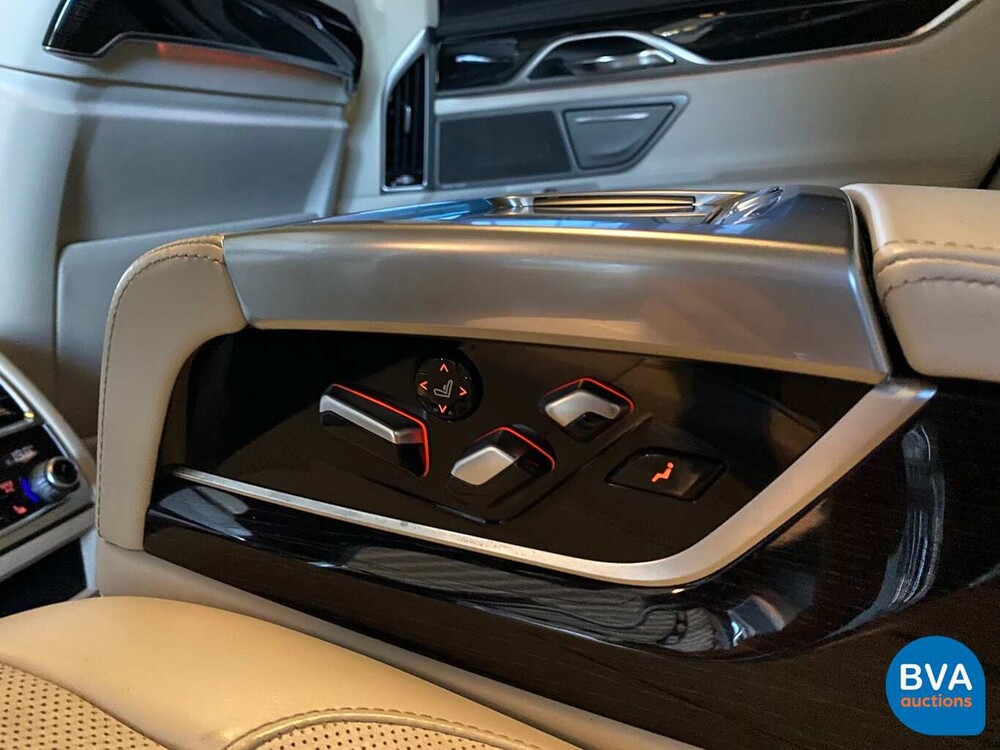 BMW 750i M-Sport V8 449 PS 2016 Neues Modell 7er, SF-076-R.