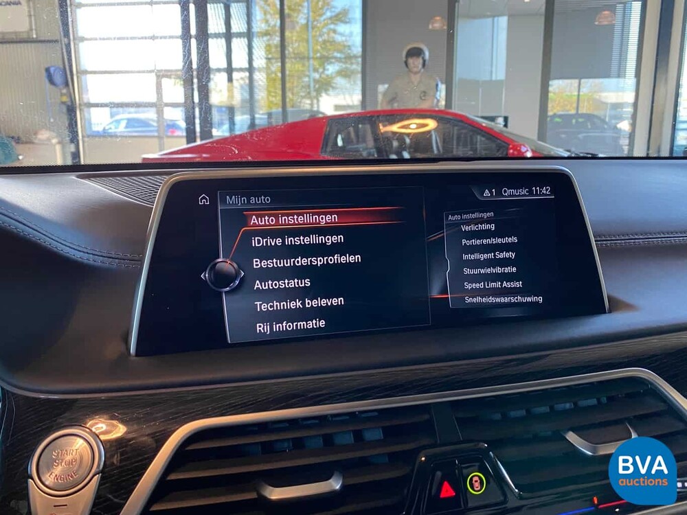 BMW 750i M-Sport V8 449 PS 2016 Neues Modell 7er, SF-076-R.