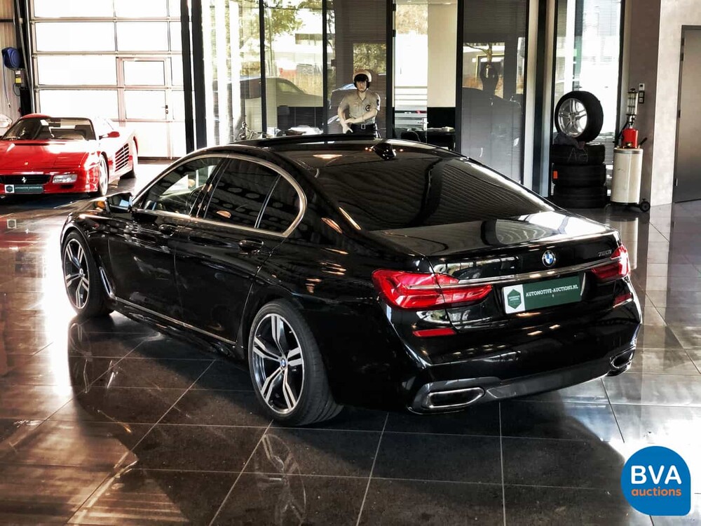 BMW 750i M-Sport V8 449 PS 2016 Neues Modell 7er, SF-076-R.