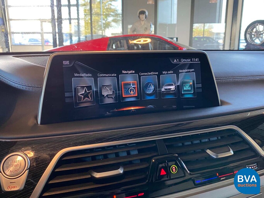 BMW 750i M-Sport V8 449 PS 2016 Neues Modell 7er, SF-076-R.