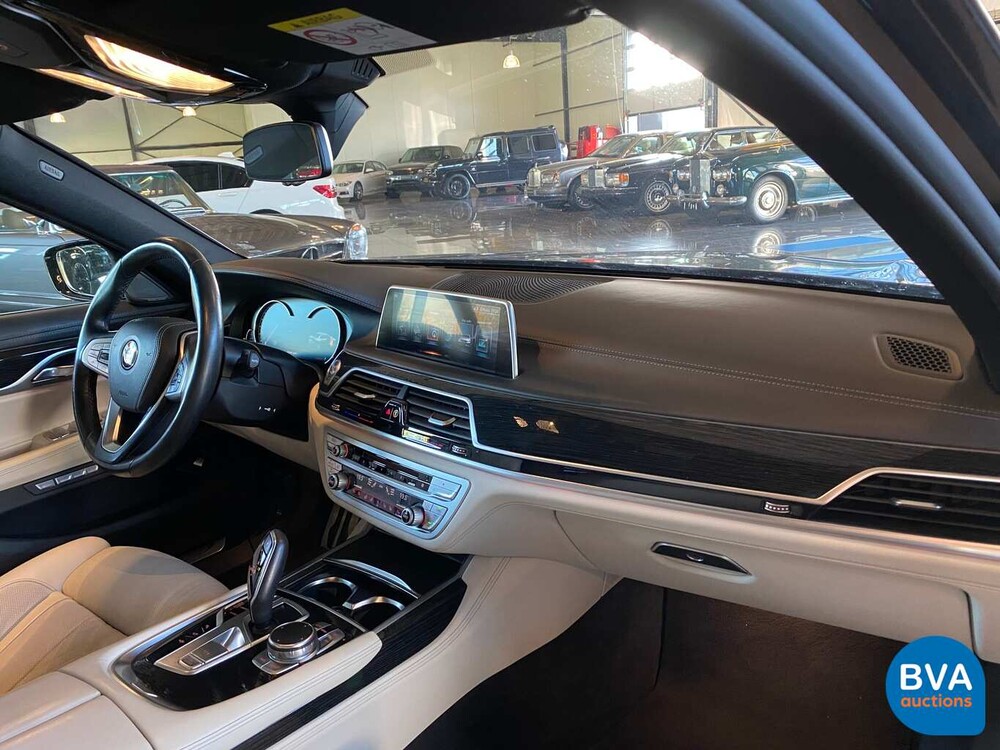 BMW 750i M-Sport V8 449 PS 2016 Neues Modell 7er, SF-076-R.