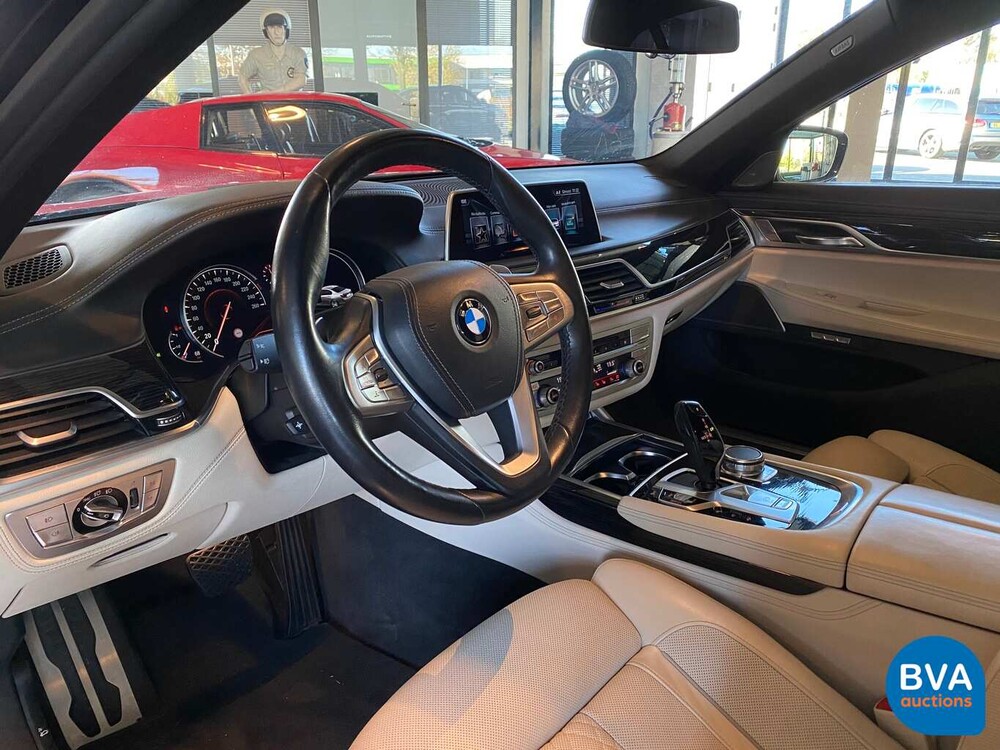 BMW 750i M-Sport V8 449 PS 2016 Neues Modell 7er, SF-076-R.