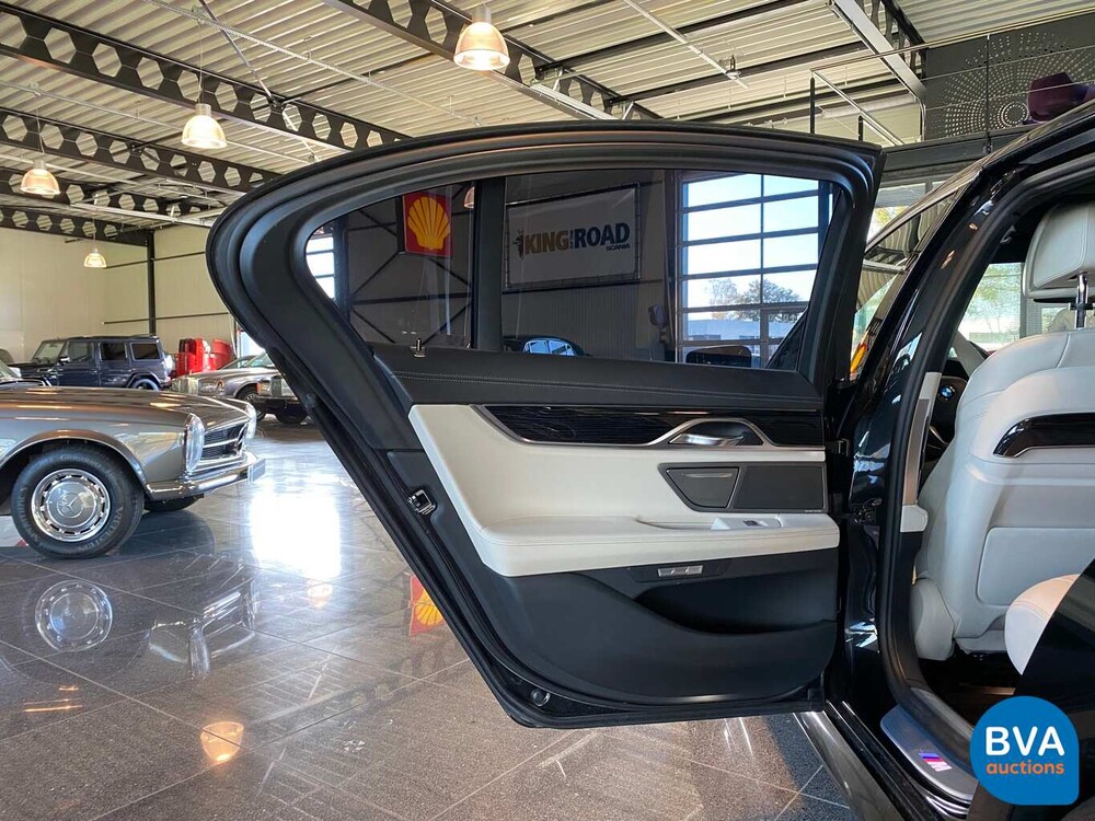 BMW 750i M-Sport V8 449 PS 2016 Neues Modell 7er, SF-076-R.