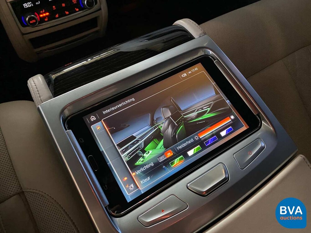 BMW 750i M-Sport V8 449 PS 2016 Neues Modell 7er, SF-076-R.