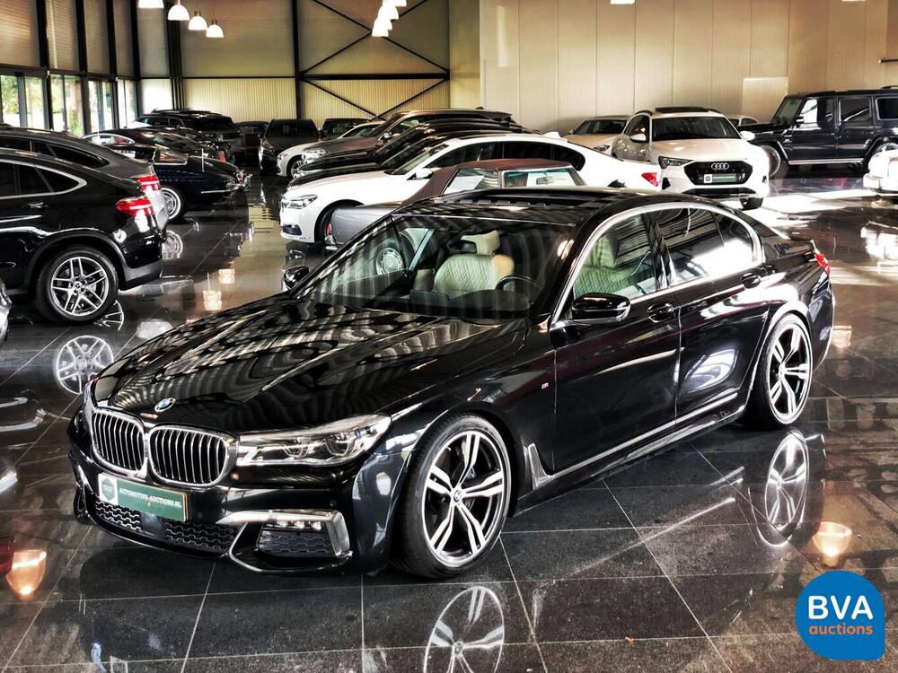 BMW 750i M-Sport V8 449 PS 2016 Neues Modell 7er, SF-076-R.
