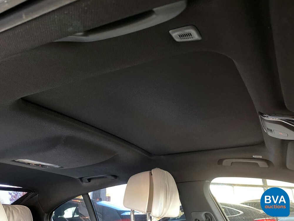 BMW 750i M-Sport V8 449 PS 2016 Neues Modell 7er, SF-076-R.