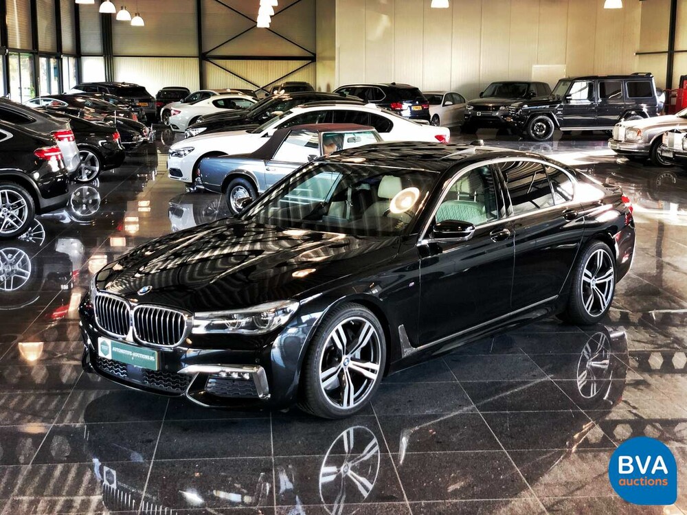 BMW 750i M-Sport V8 449 PS 2016 Neues Modell 7er, SF-076-R.