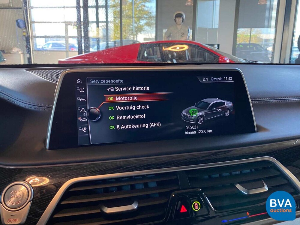 BMW 750i M-Sport V8 449 PS 2016 Neues Modell 7er, SF-076-R.