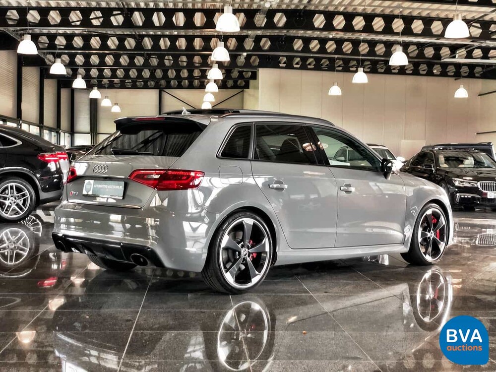 Audi RS3 Sportback Quattro 2.5 TFSI 367hp A3 2016.