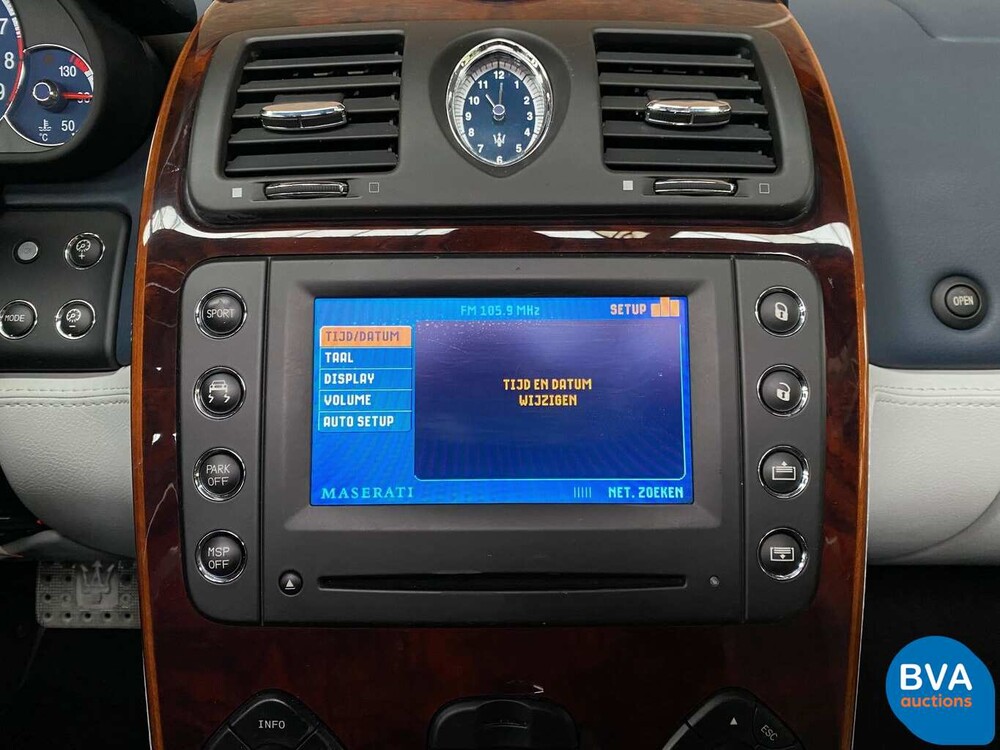Maserati Quattroporte 4.2 V8 400pk ZF-automaat 2007, J-377-PP