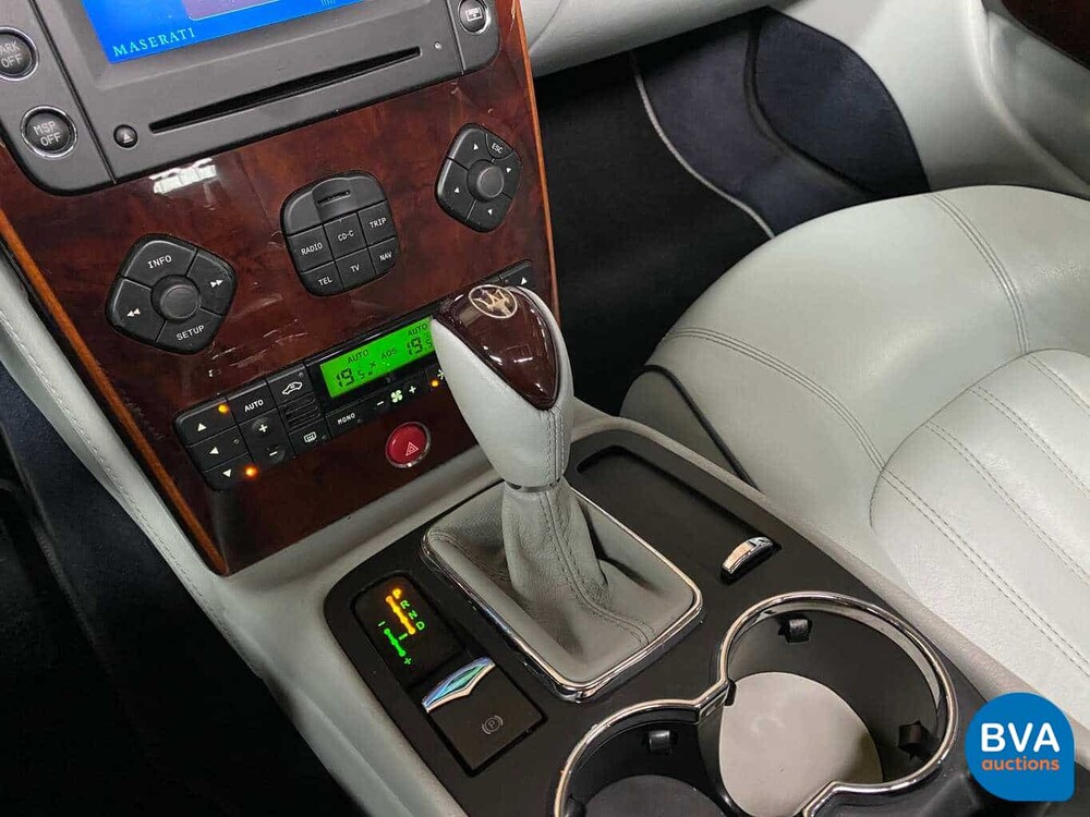 Maserati Quattroporte 4.2 V8 400pk ZF-automaat 2007, J-377-PP
