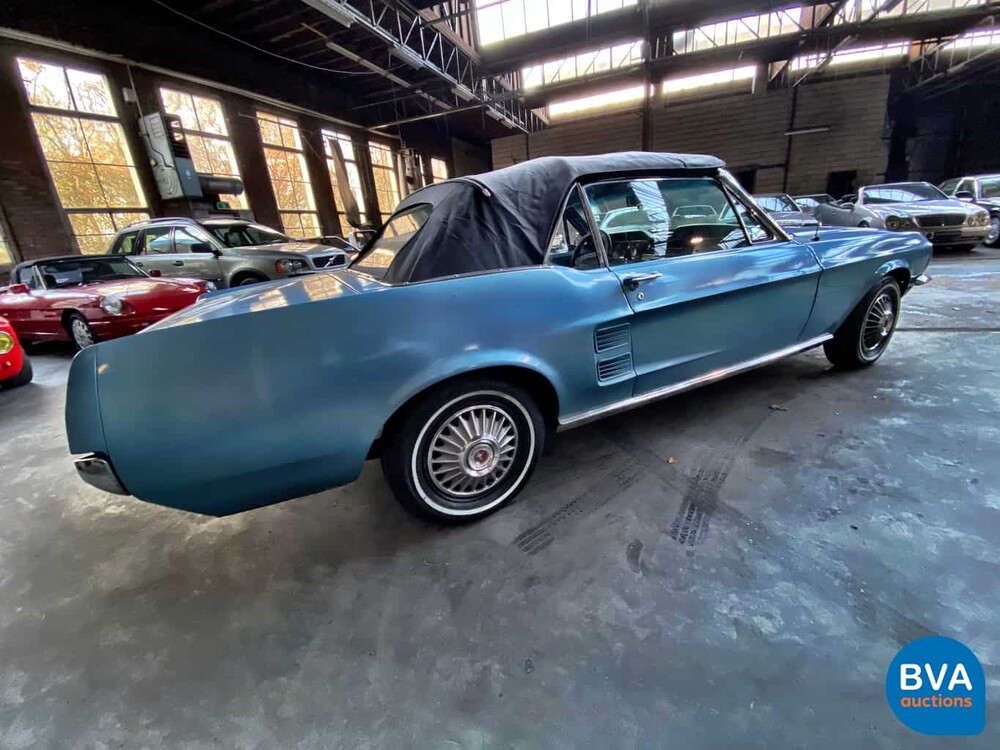 Ford Mustang Convertible V8 1967 Cabriolet C-Code