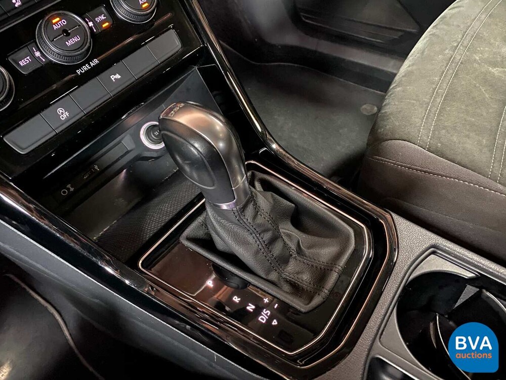 Volkswagen Touran 2.0 TDI Highline DSG 150pk 2016 -7 PERS-, JD-880-V