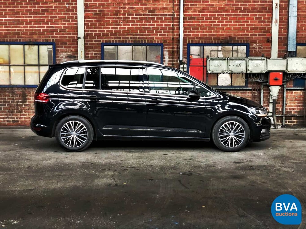 Volkswagen Touran 2.0 TDI Highline DSG 150pk 2016 -7 PERS-, JD-880-V