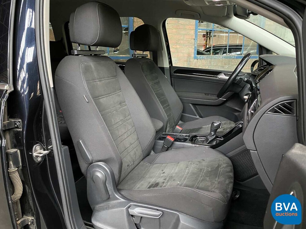 Volkswagen Touran 2.0 TDI Highline DSG 150pk 2016 -7 PERS-, JD-880-V