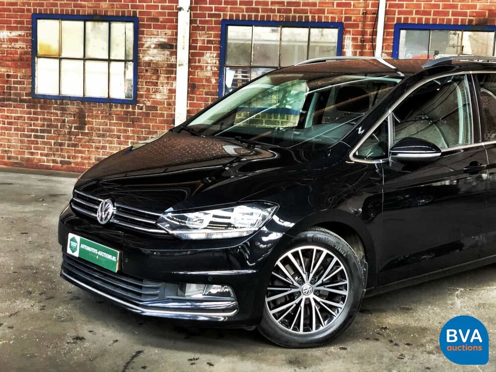 Volkswagen Touran 2.0 TDI Highline DSG 150pk 2016 -7 PERS-, JD-880-V
