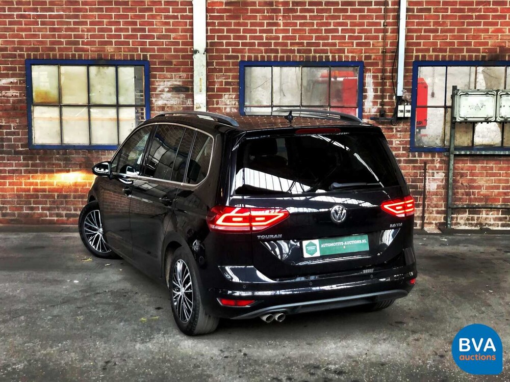 Volkswagen Touran 2.0 TDI Highline DSG 150pk 2016 -7 PERS-, JD-880-V