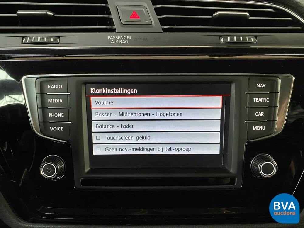 Volkswagen Touran 2.0 TDI Highline DSG 150pk 2016 -7 PERS-, JD-880-V