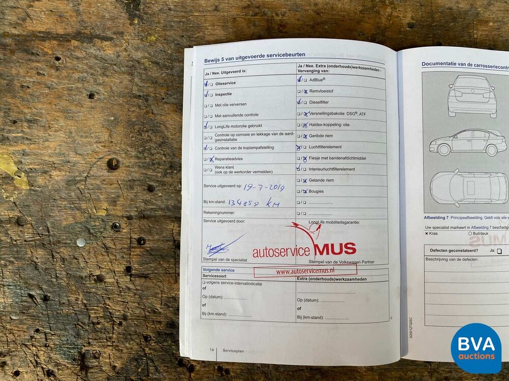 Volkswagen Touran 2.0 TDI Highline DSG 150pk 2016 -7 PERS-, JD-880-V