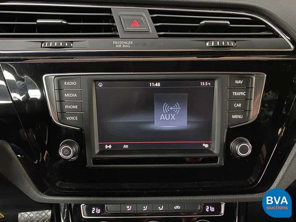 Volkswagen Touran 2.0 TDI Highline DSG 150pk 2016 -7 PERS-, JD-880-V