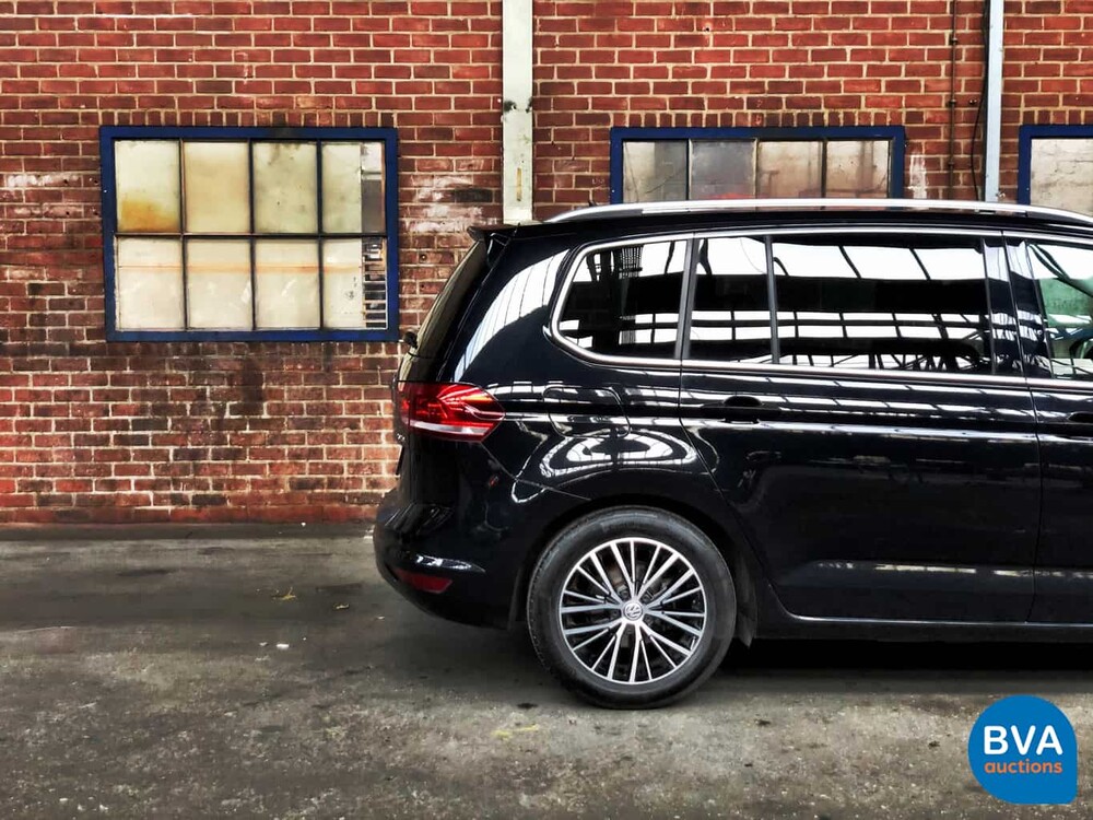Volkswagen Touran 2.0 TDI Highline DSG 150pk 2016 -7 PERS-, JD-880-V