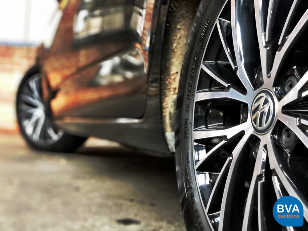 Volkswagen Touran 2.0 TDI Highline DSG 150pk 2016 -7 PERS-, JD-880-V