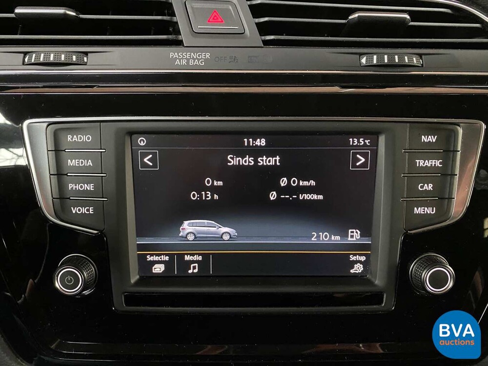 Volkswagen Touran 2.0 TDI Highline DSG 150pk 2016 -7 PERS-, JD-880-V