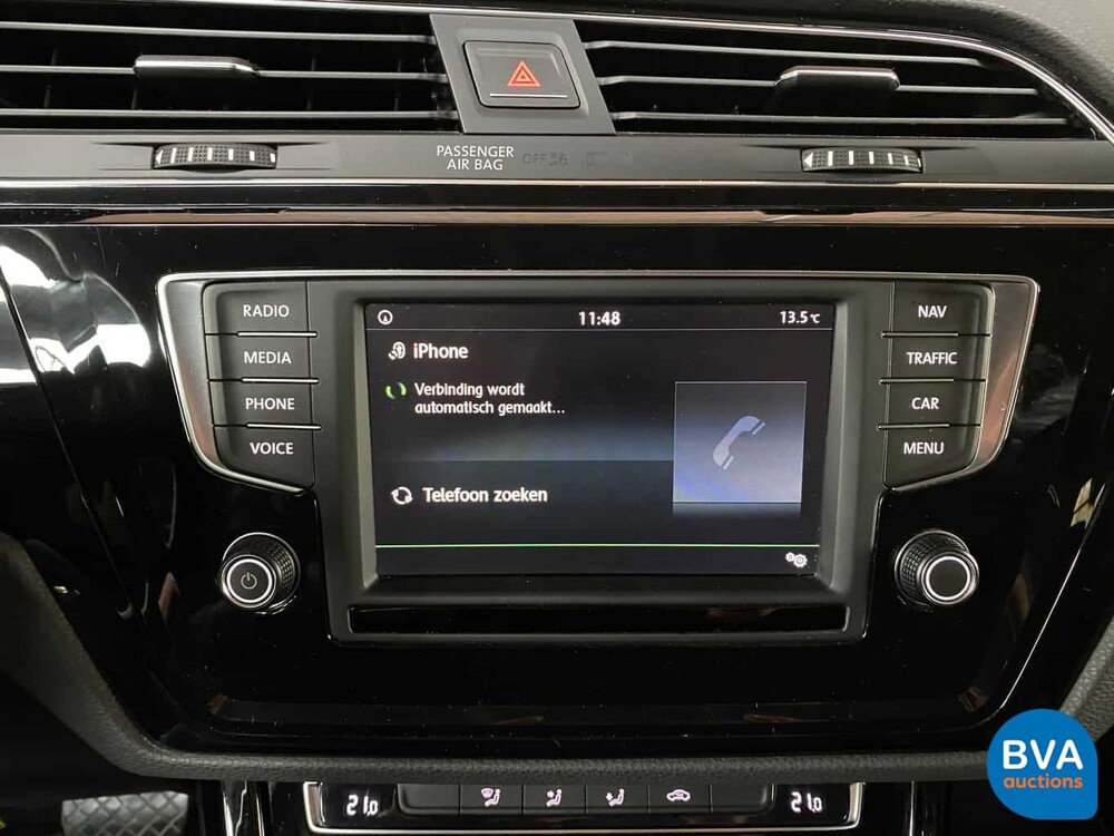 Volkswagen Touran 2.0 TDI Highline DSG 150pk 2016 -7 PERS-, JD-880-V