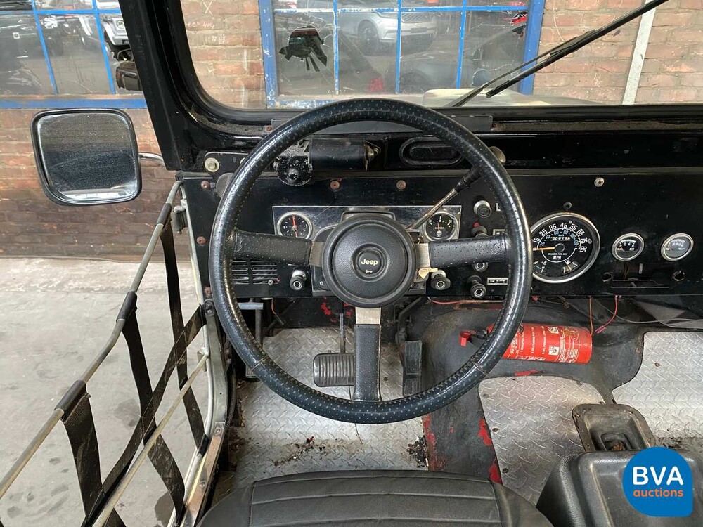 Jeep 4X4 CJ 1984 110pk, 30-HT-ZJ