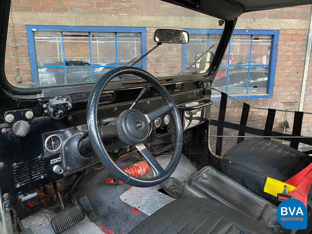Jeep 4X4 CJ 1984 110pk, 30-HT-ZJ