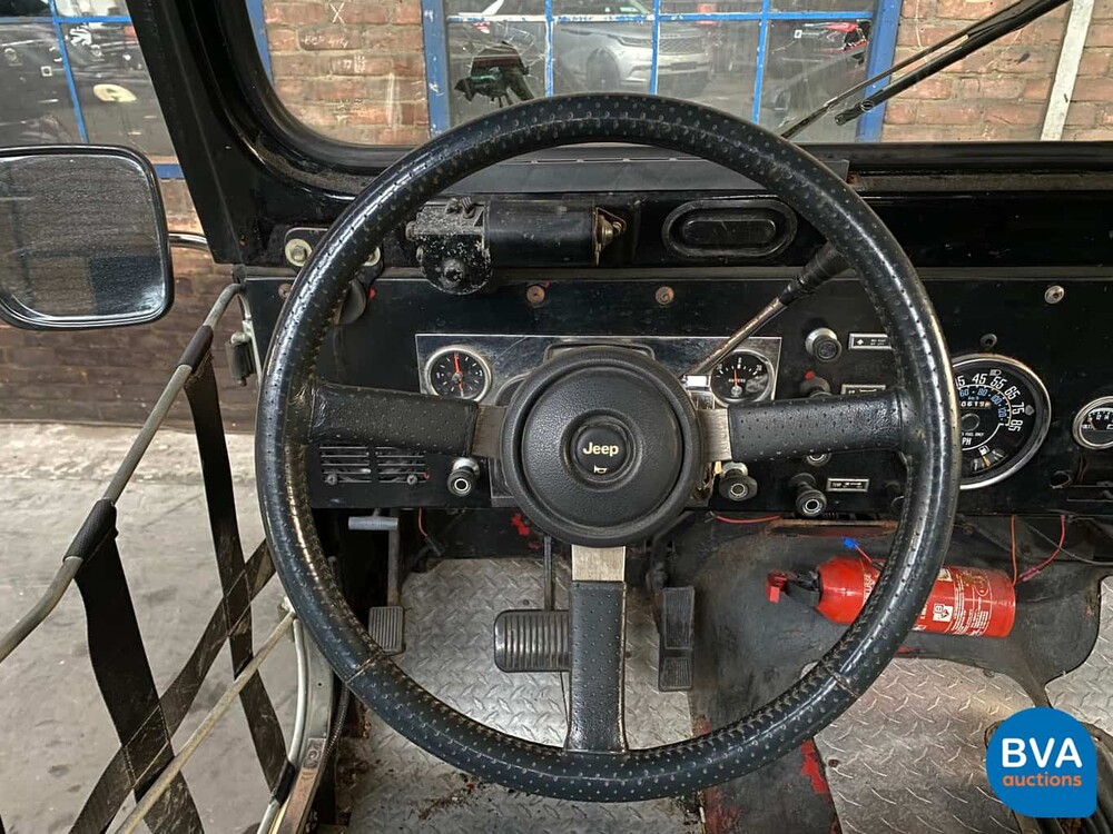 Jeep 4X4 CJ 1984 110pk, 30-HT-ZJ