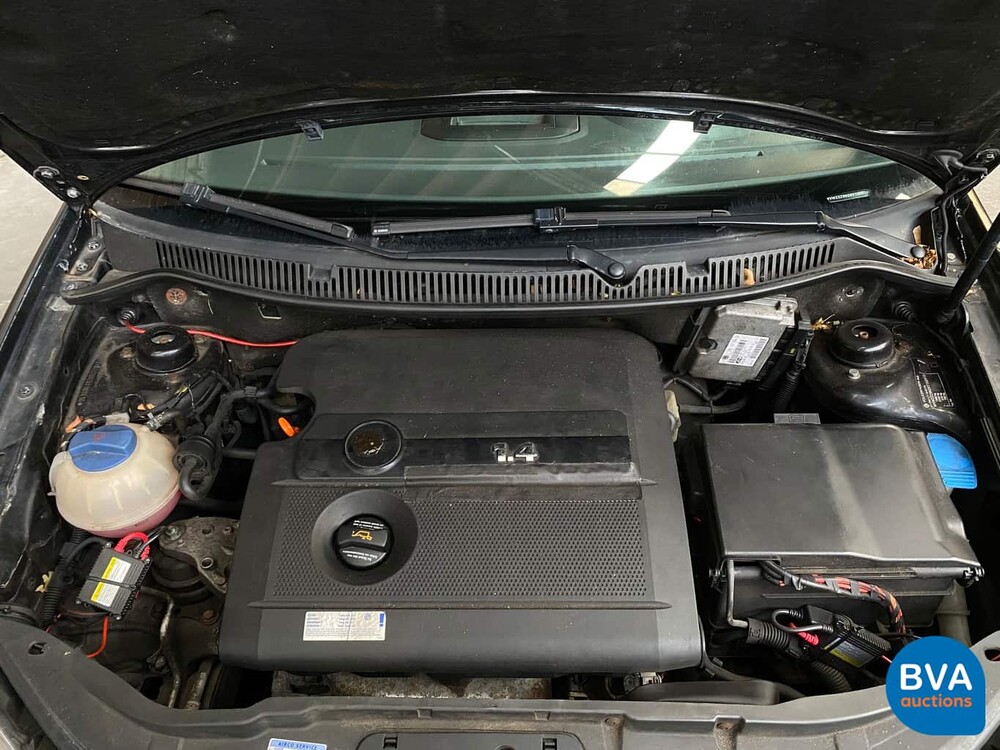 Volkswagen Polo 1.4 16V 75pk 2004, 73-ZKZ-5