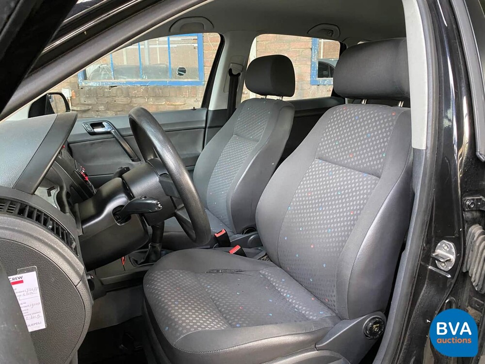 Volkswagen Polo 1.4 16V 75pk 2004, 73-ZKZ-5