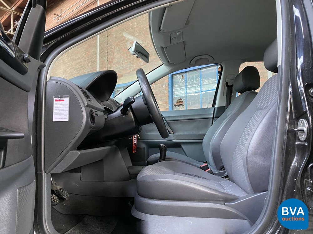 Volkswagen Polo 1.4 16V 75pk 2004, 73-ZKZ-5