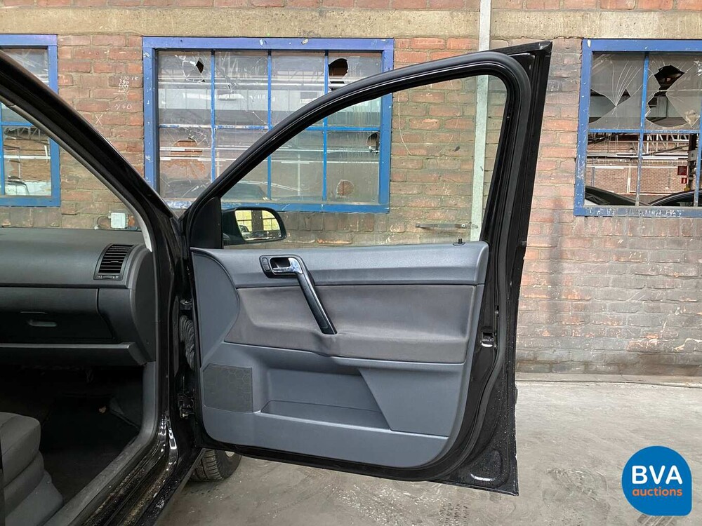 Volkswagen Polo 1.4 16V 75pk 2004, 73-ZKZ-5