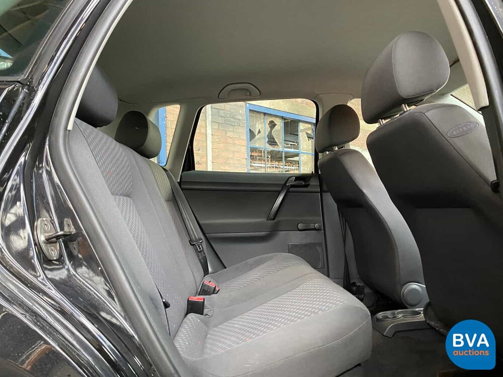 Volkswagen Polo 1.4 16V 75pk 2004, 73-ZKZ-5
