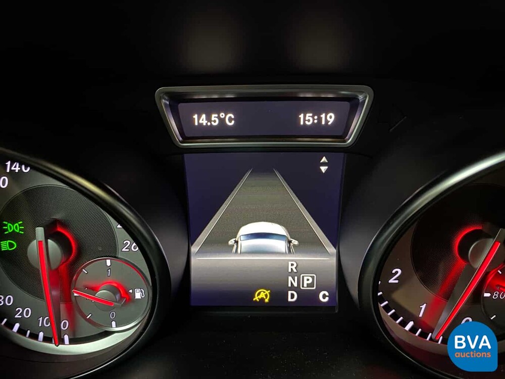 Mercedes-Benz CLA180 Shooting Brake 122pk CLA-Klasse 2015, J-604-NT