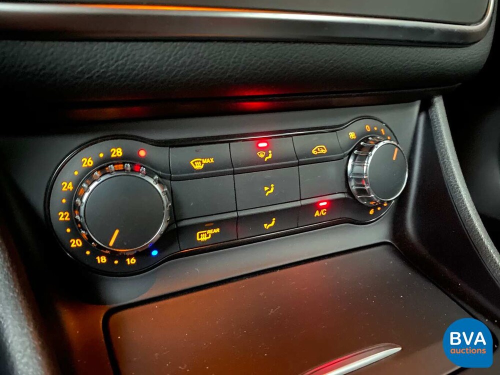 Mercedes-Benz CLA180 Shooting Brake 122pk CLA-Klasse 2015, J-604-NT