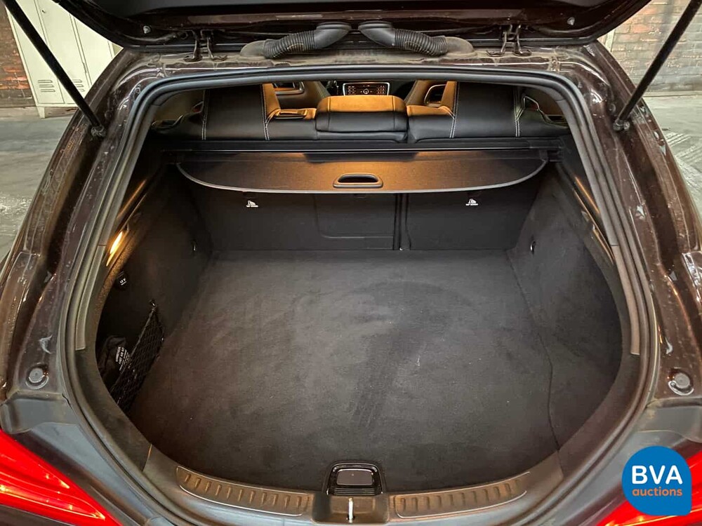 Mercedes-Benz CLA180 Shooting Brake 122pk CLA-Klasse 2015, J-604-NT