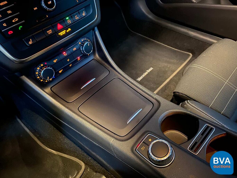 Mercedes-Benz CLA180 Shooting Brake 122pk CLA-Klasse 2015, J-604-NT