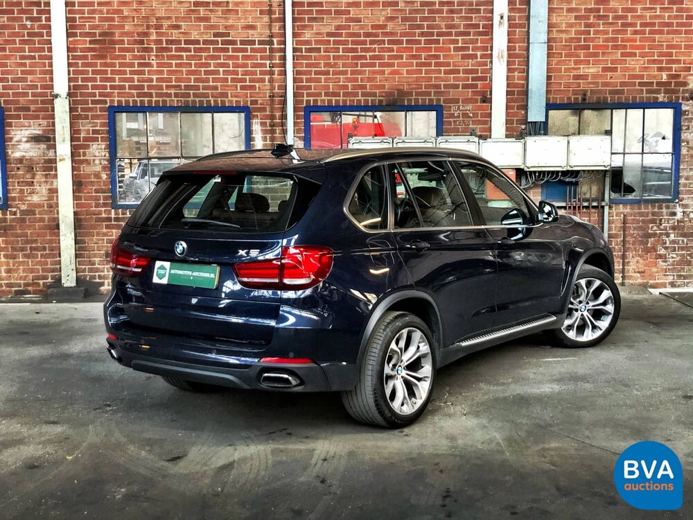 BMW X5 40e High Executive xDrive 2015 313pk M-SPORT -Org NL-, HR-063-H