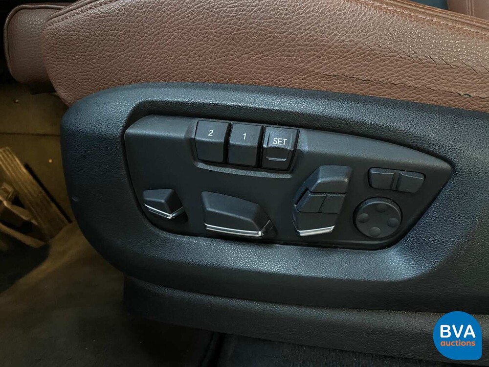 BMW X5 40e High Executive xDrive 2015 313pk M-SPORT -Org NL-, HR-063-H