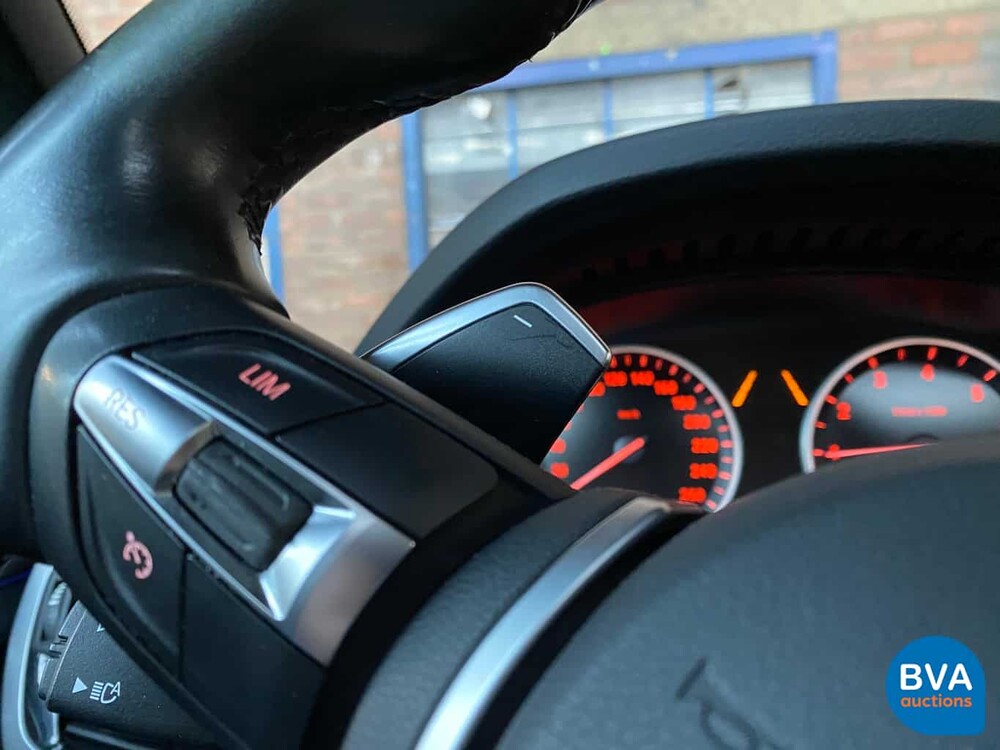 BMW X5 40e High Executive xDrive 2015 313pk M-SPORT -Org NL-, HR-063-H