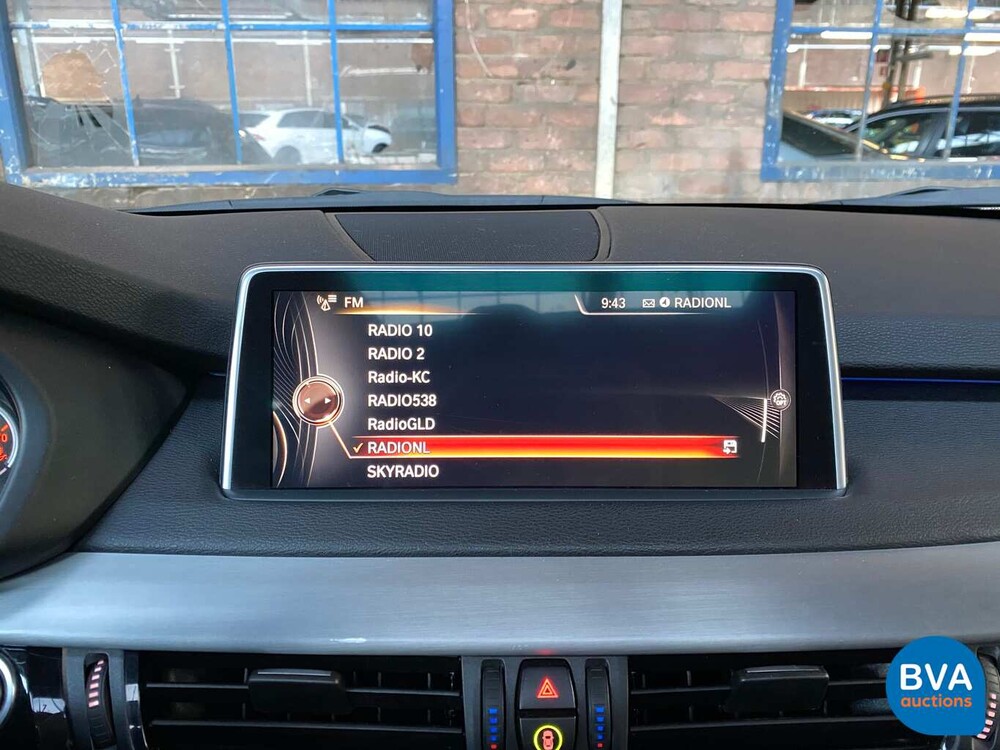 BMW X5 40e High Executive xDrive 2015 313pk M-SPORT -Org NL-, HR-063-H