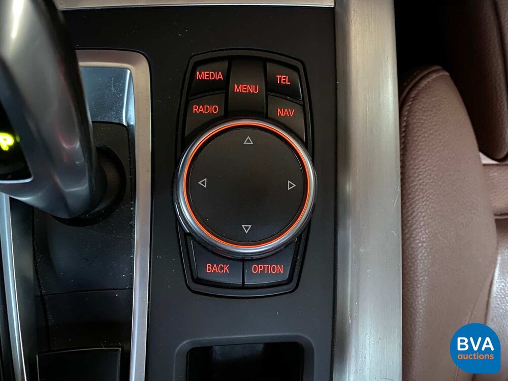 BMW X5 40e High Executive xDrive 2015 313pk M-SPORT -Org NL-, HR-063-H