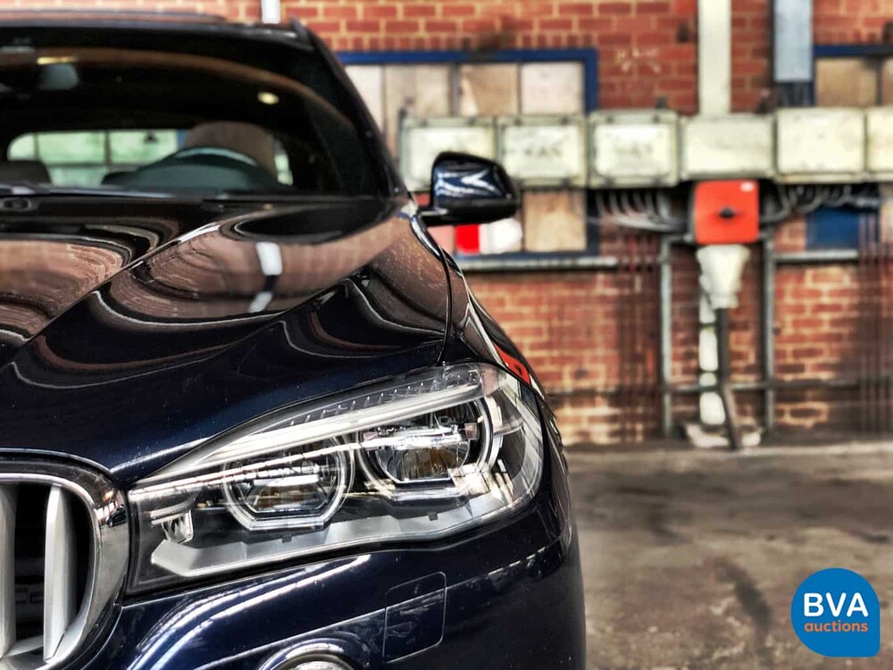 BMW X5 40e High Executive xDrive 2015 313pk M-SPORT -Org NL-, HR-063-H