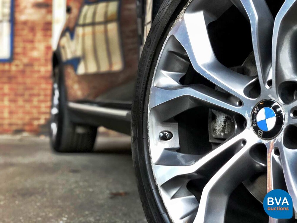 BMW X5 40e High Executive xDrive 2015 313pk M-SPORT -Org NL-, HR-063-H